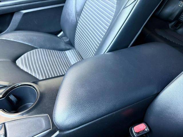 2019 Midnight Black Metallic Toyota Camry
