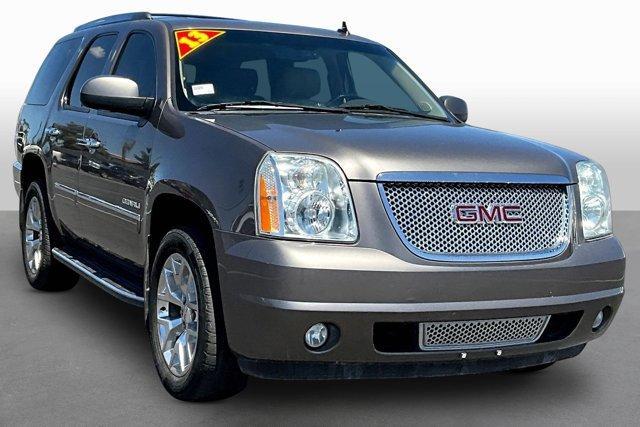 used 2013 GMC Yukon car, priced at $16,492