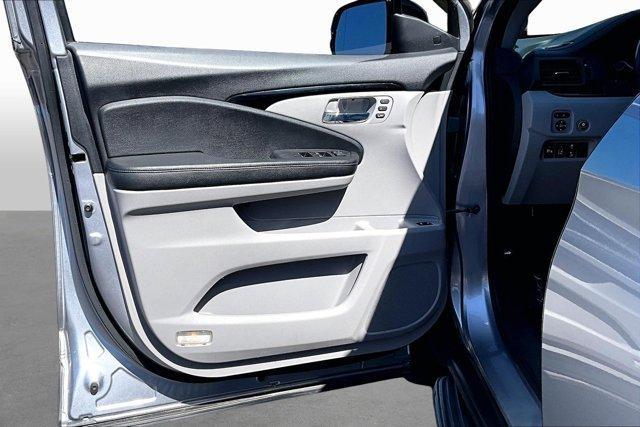 used 2016 Honda Pilot car, priced at $19,557