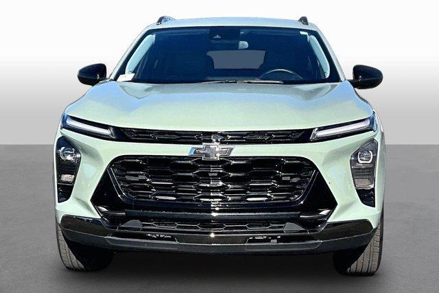 used 2025 Chevrolet Trax car, priced at $22,895