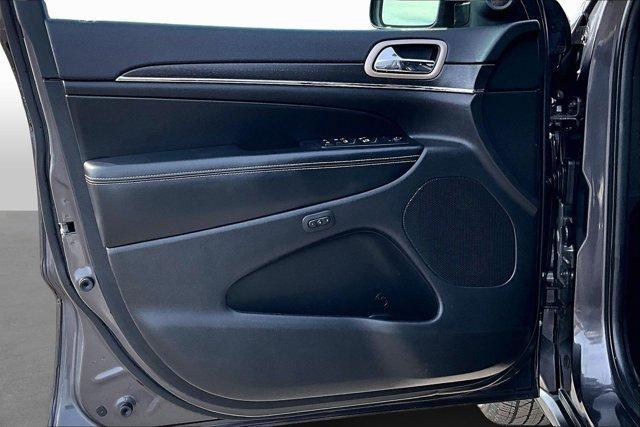 used 2017 Jeep Grand Cherokee car, priced at $14,982
