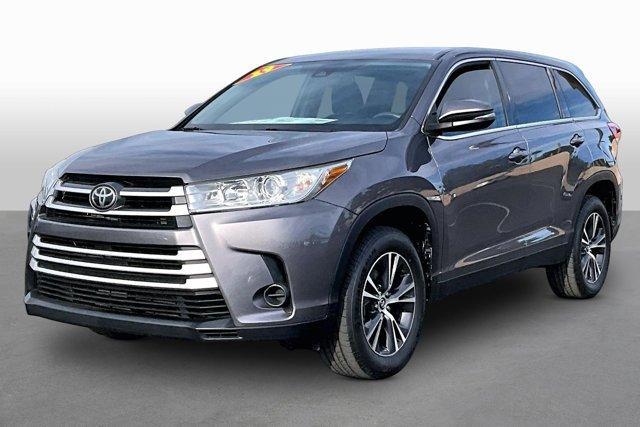 used 2019 Toyota Highlander car, priced at $23,089