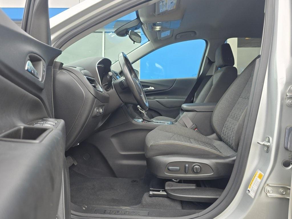 used 2022 Chevrolet Equinox car, priced at $22,868