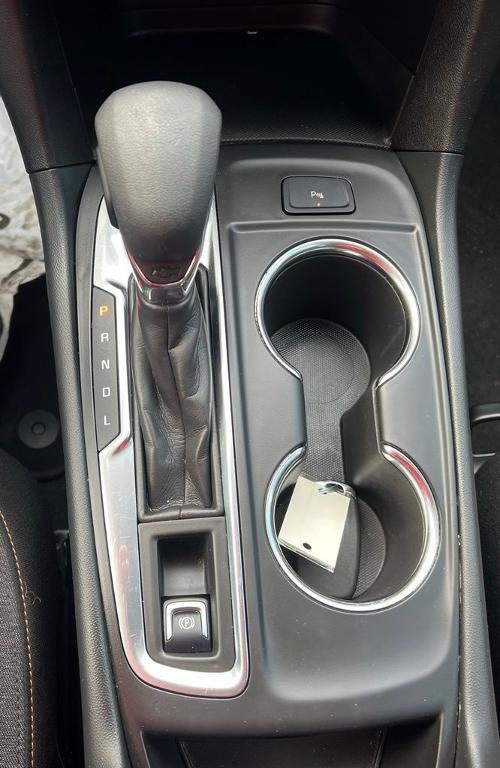 used 2024 Chevrolet Equinox car, priced at $23,471