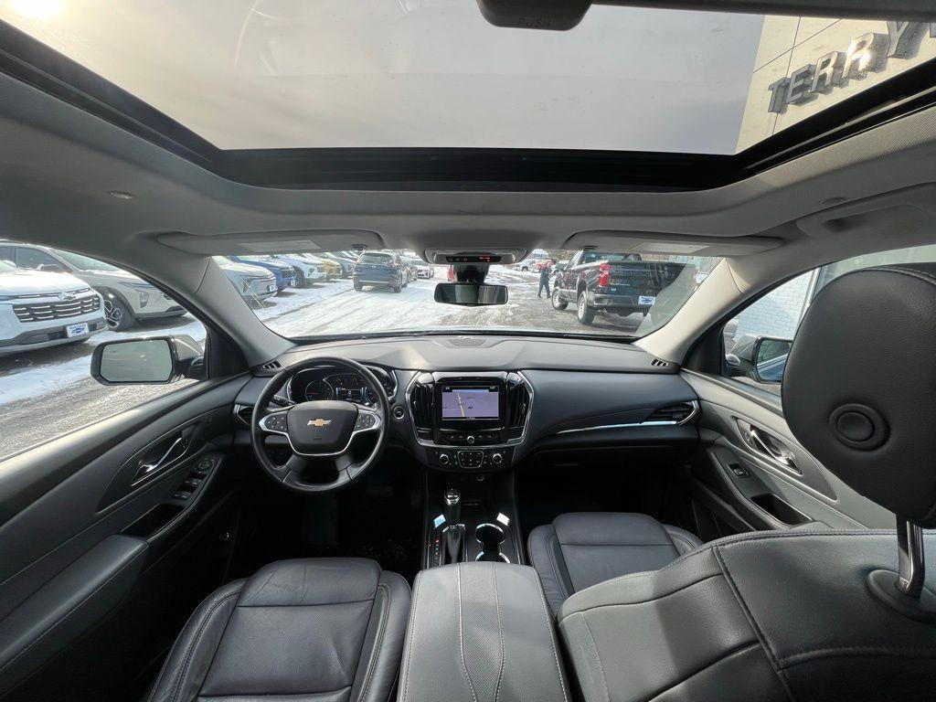 used 2018 Chevrolet Traverse car, priced at $16,392