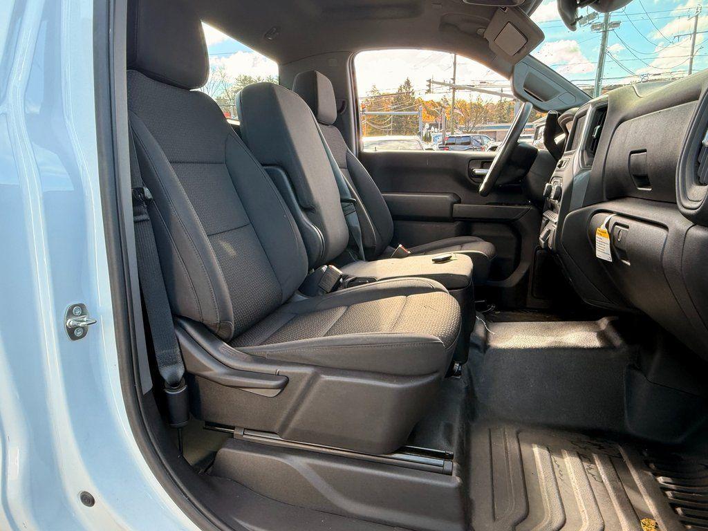 used 2024 Chevrolet Silverado 1500 car, priced at $26,870