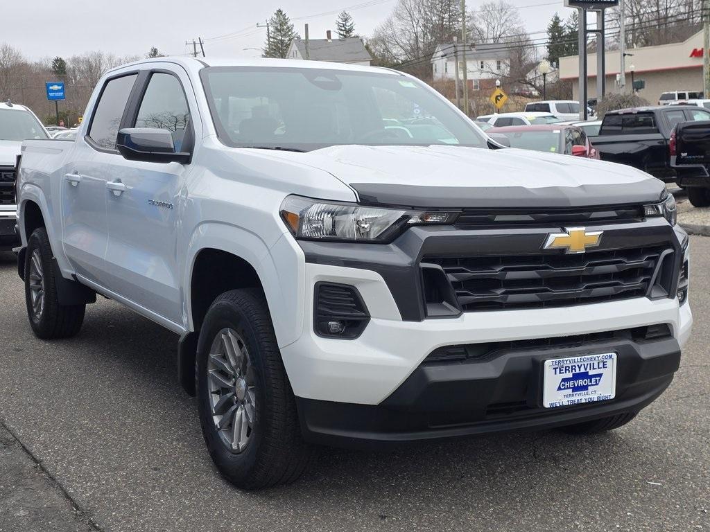 used 2024 Chevrolet Colorado car, priced at $30,958