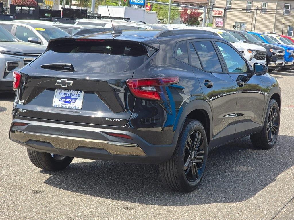used 2025 Chevrolet Trax car, priced at $24,997