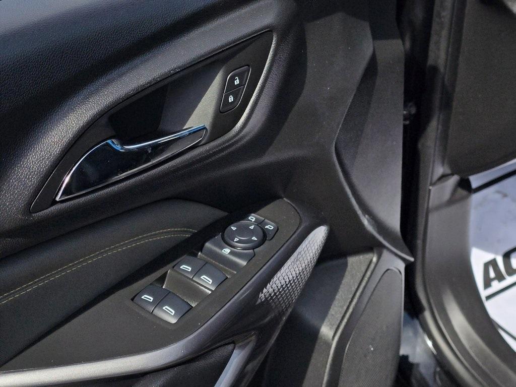 used 2025 Chevrolet Trax car, priced at $24,997