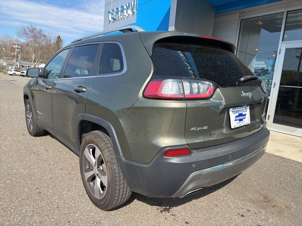 used 2019 Jeep Cherokee car, priced at $17,900