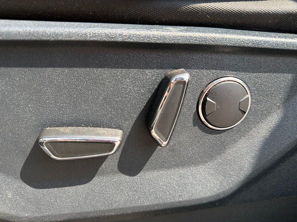 used 2021 Ford F-150 car, priced at $19,994