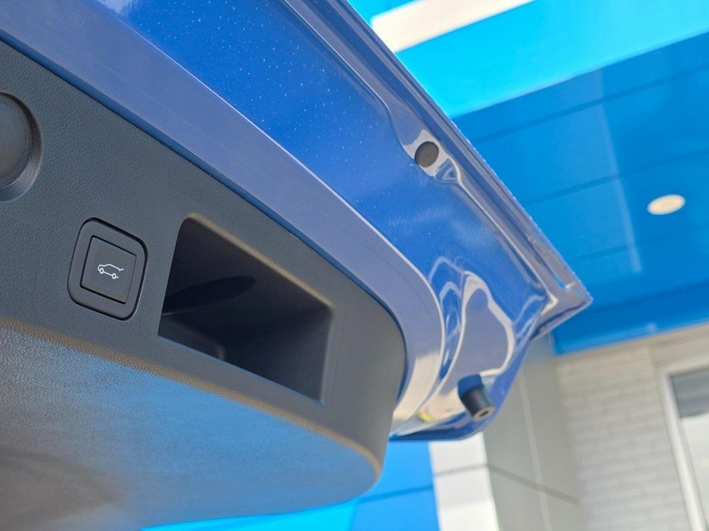 new 2026 Chevrolet Equinox car, priced at $33,119