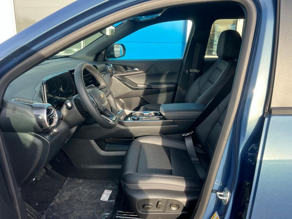 new 2026 Chevrolet Equinox car, priced at $35,195