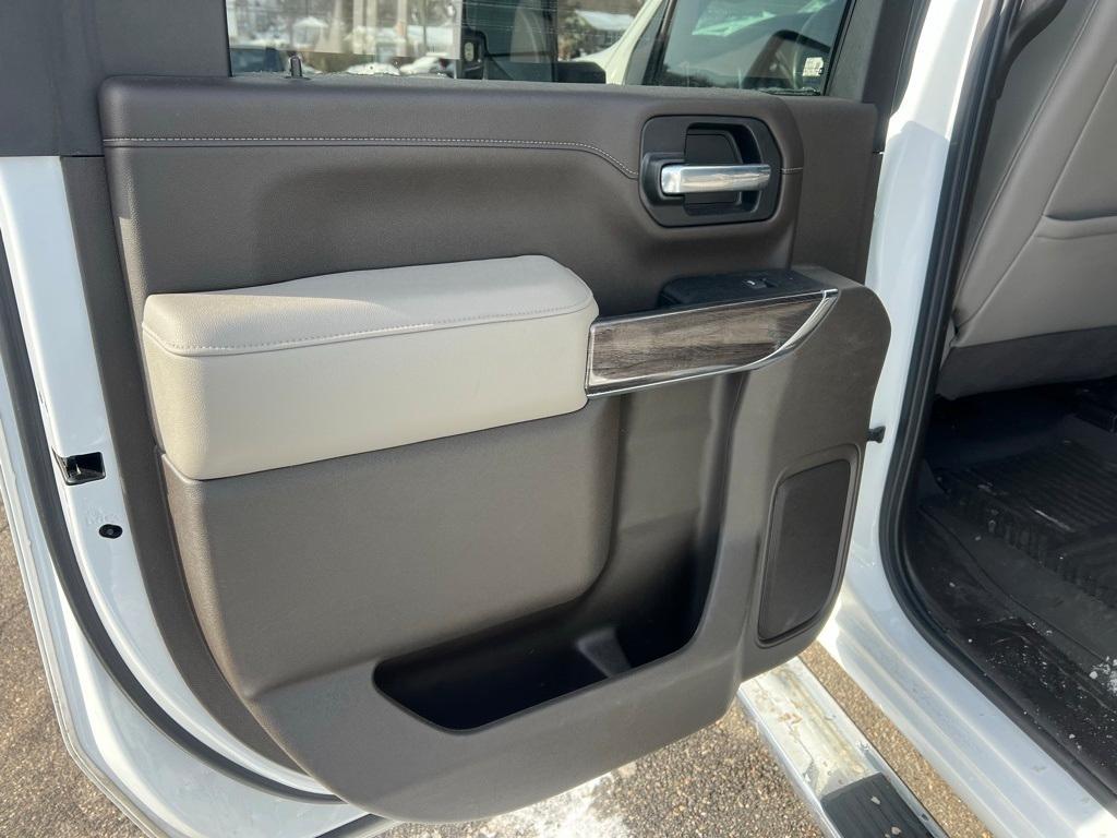 used 2022 Chevrolet Silverado 2500 car, priced at $44,553