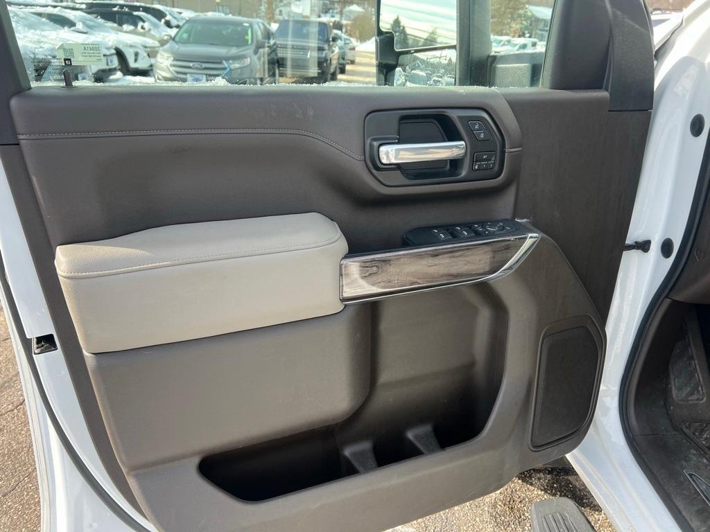 used 2022 Chevrolet Silverado 2500 car, priced at $44,553