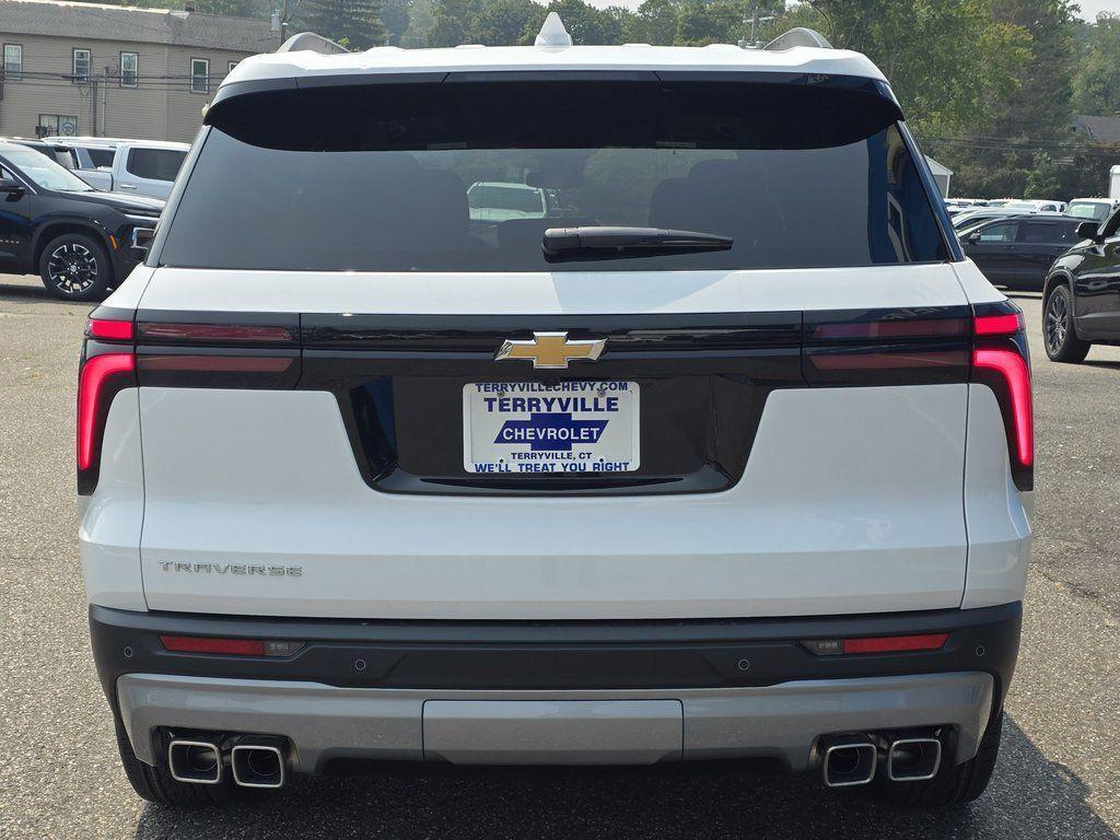 new 2026 Chevrolet Traverse car, priced at $44,360