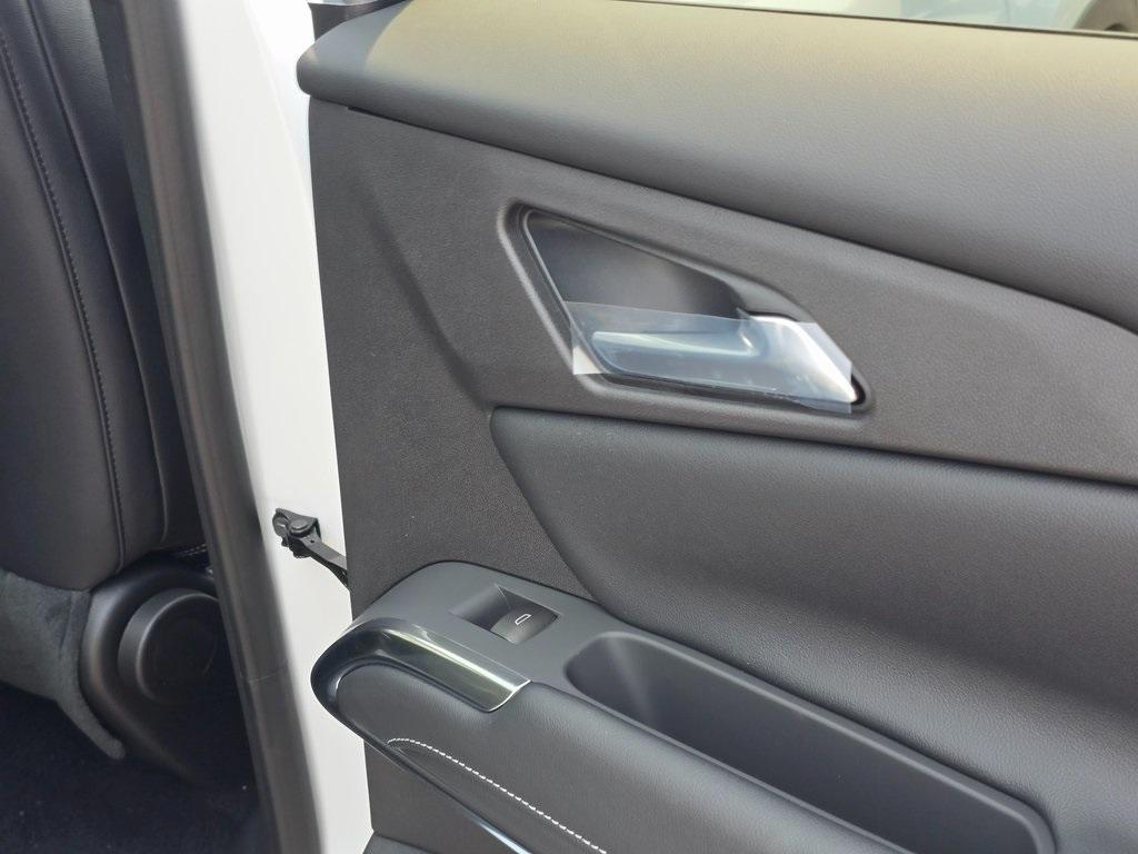 new 2026 Chevrolet Traverse car, priced at $45,360