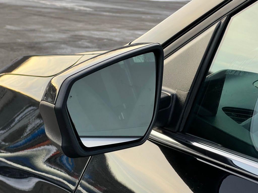 used 2023 Chevrolet Equinox car, priced at $21,715