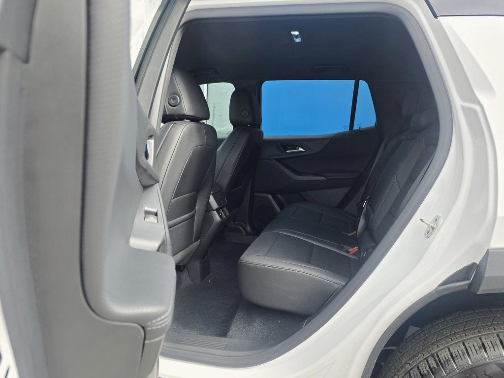 new 2026 Chevrolet Equinox car, priced at $32,049