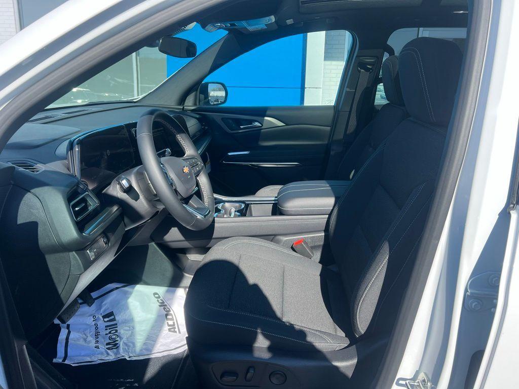 new 2026 Chevrolet Traverse car