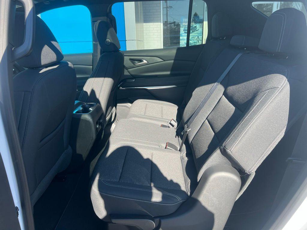 new 2026 Chevrolet Traverse car