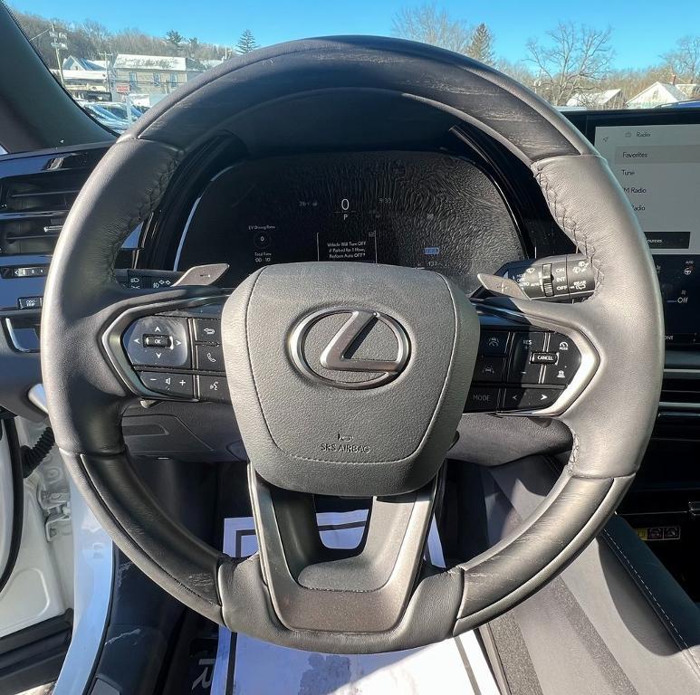 used 2025 Lexus RX 350h car, priced at $57,598