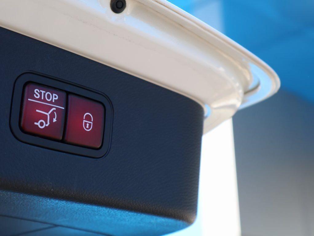 used 2021 Mercedes-Benz GLC 300 car, priced at $27,780