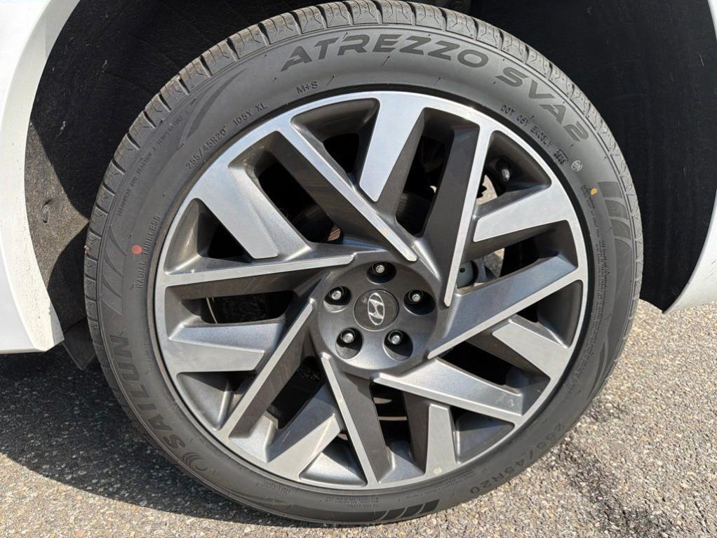 used 2023 Hyundai Santa Fe car, priced at $30,795