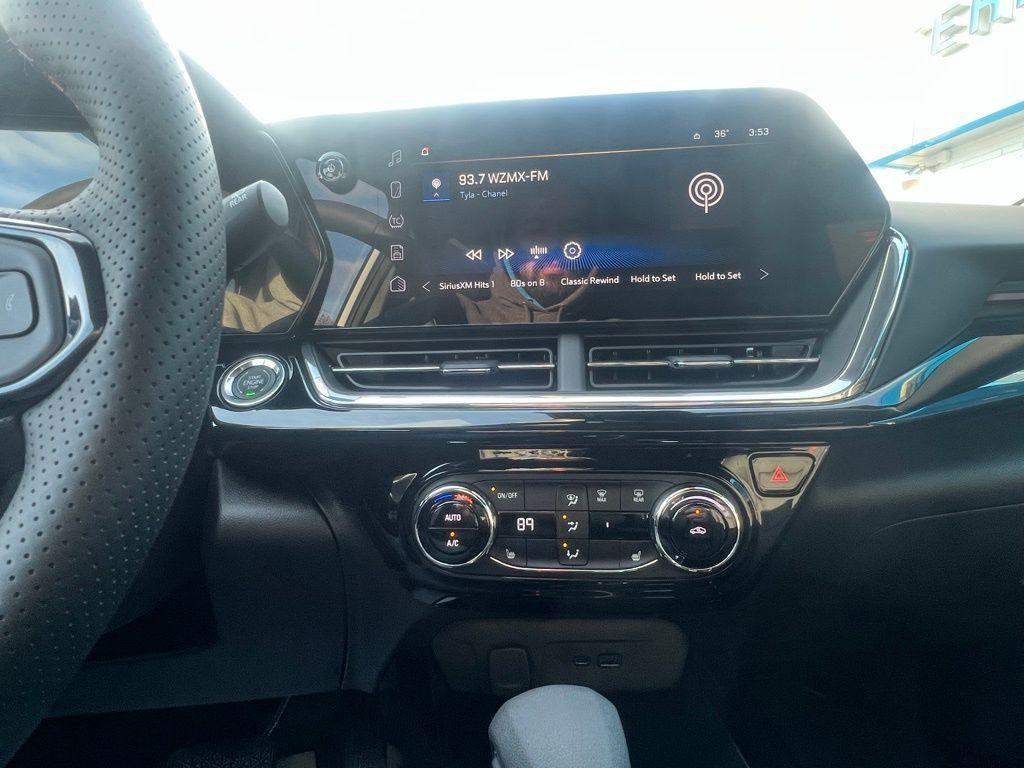 new 2026 Chevrolet Trax car, priced at $28,005