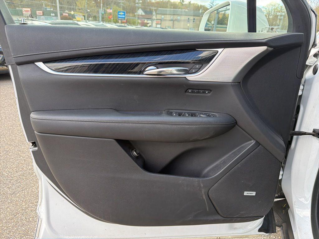 used 2020 Cadillac XT6 car, priced at $27,759
