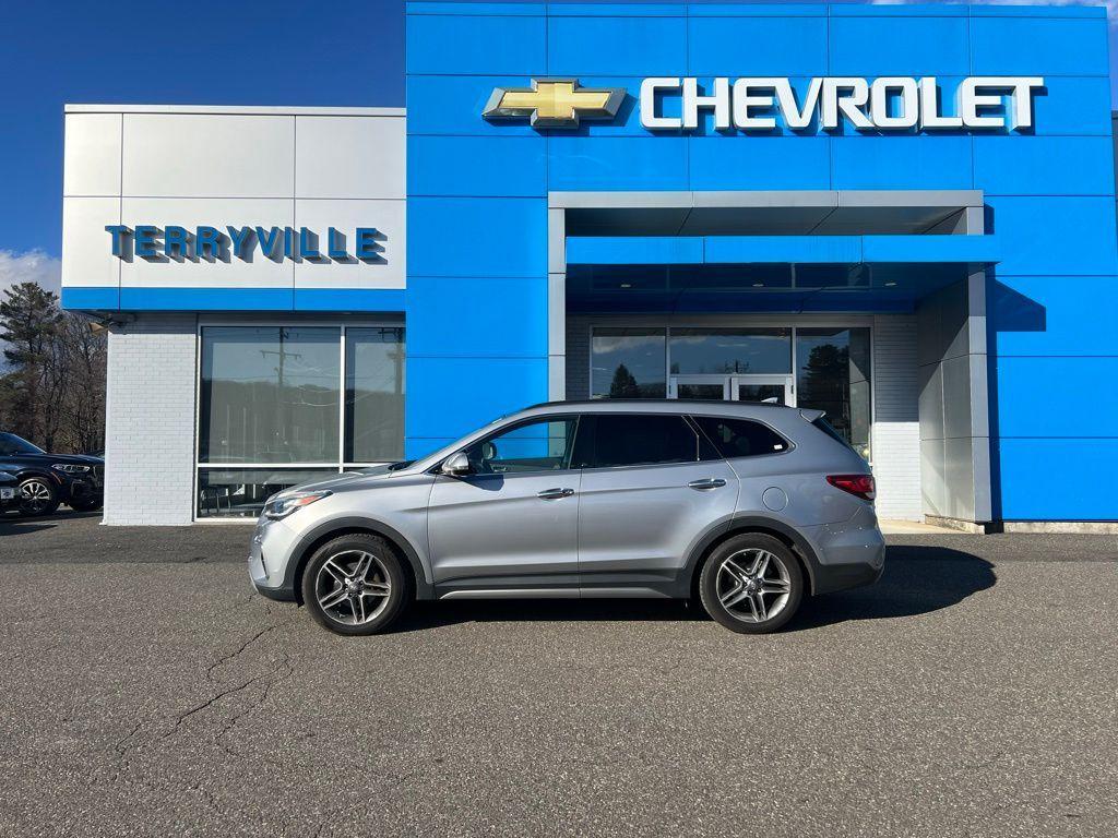 used 2017 Hyundai Santa Fe car, priced at $13,510