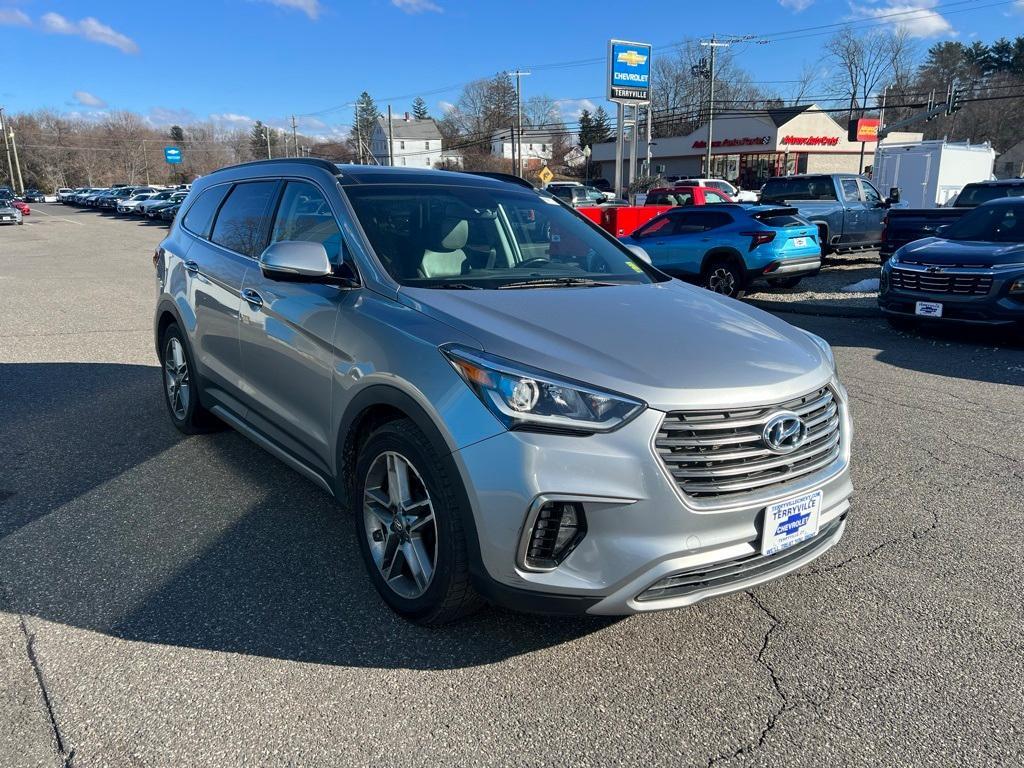 used 2017 Hyundai Santa Fe car, priced at $13,510