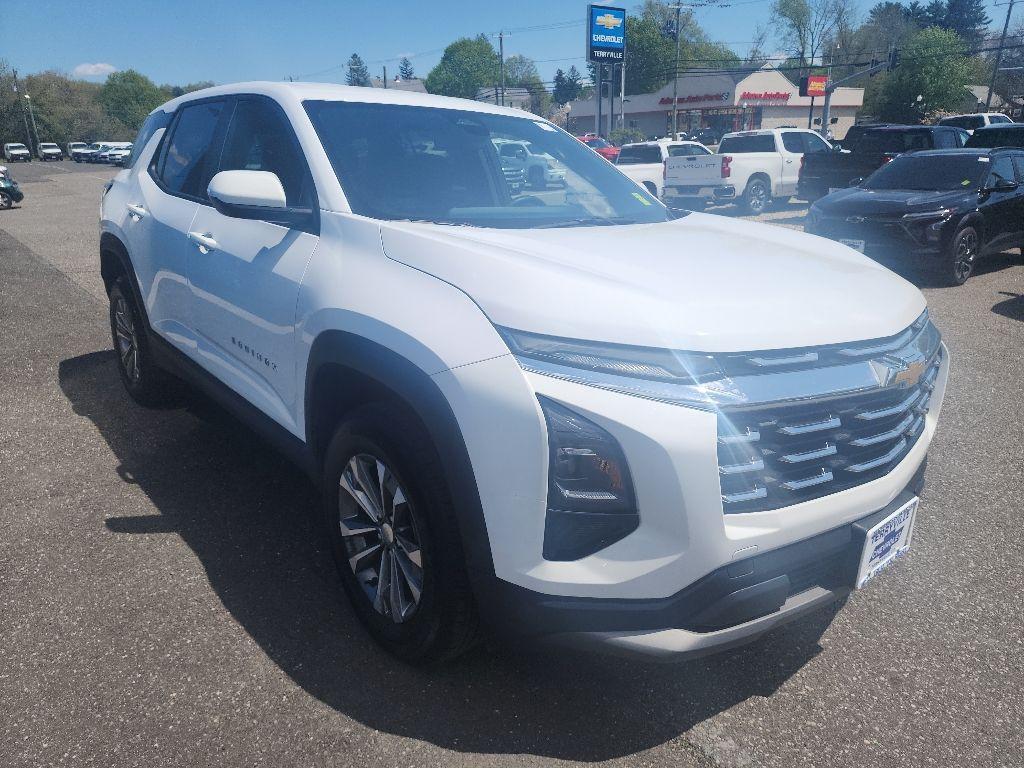 used 2025 Chevrolet Equinox car, priced at $27,996
