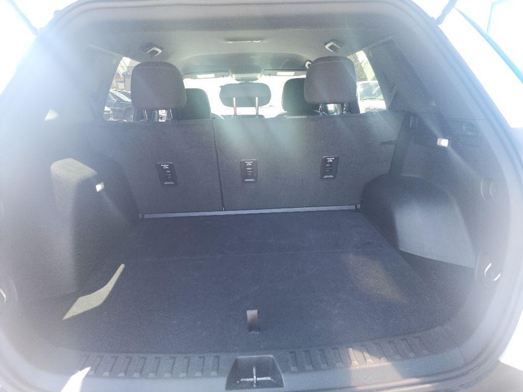 used 2025 Chevrolet Equinox car, priced at $27,996