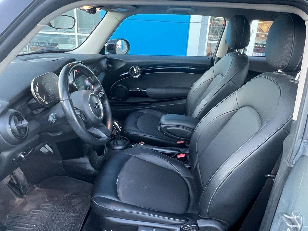 used 2022 MINI Hardtop car, priced at $21,864