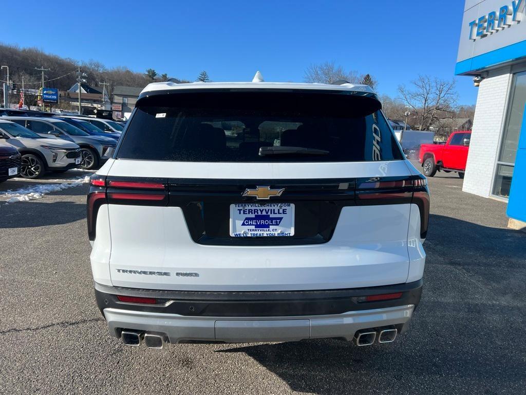new 2026 Chevrolet Traverse car, priced at $43,724