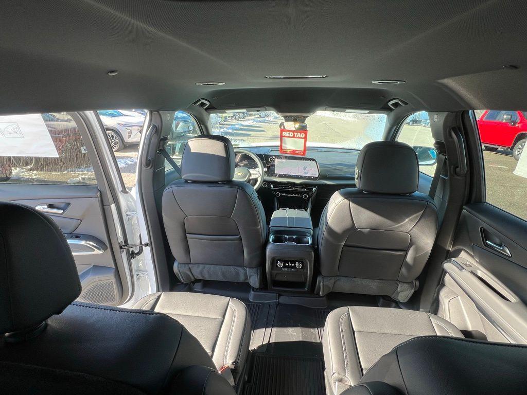 new 2026 Chevrolet Traverse car, priced at $42,724