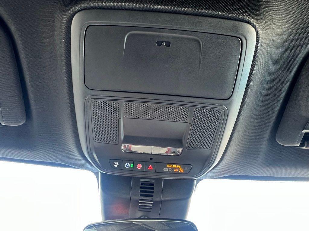 new 2026 Chevrolet Traverse car, priced at $42,724