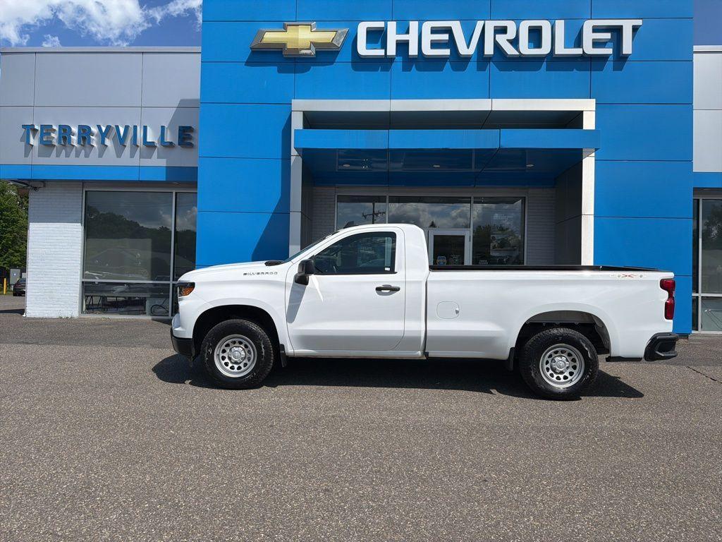 used 2024 Chevrolet Silverado 1500 car, priced at $33,997