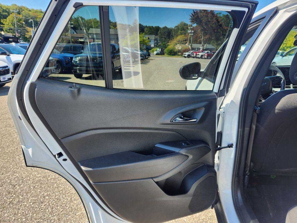 used 2025 Chevrolet Trax car, priced at $22,457