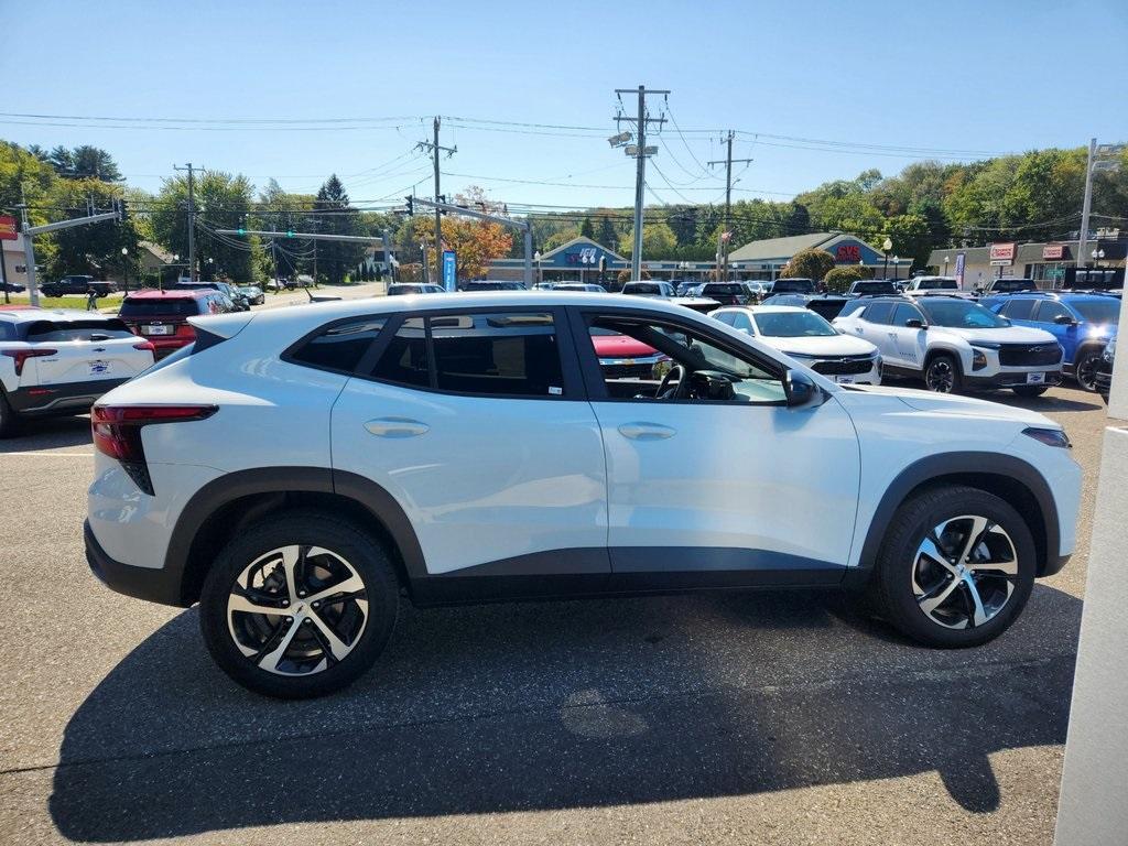used 2025 Chevrolet Trax car, priced at $22,605