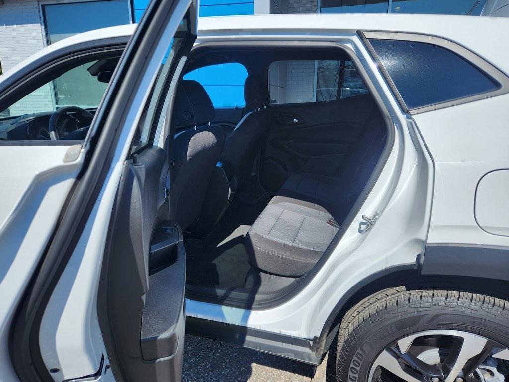 used 2025 Chevrolet Trax car, priced at $22,605