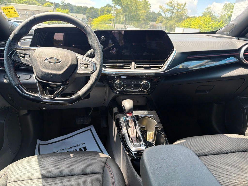 used 2025 Chevrolet Trax car, priced at $26,385