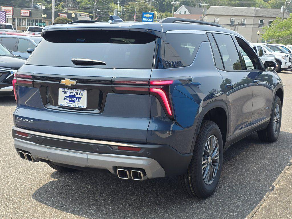 new 2026 Chevrolet Traverse car, priced at $40,802