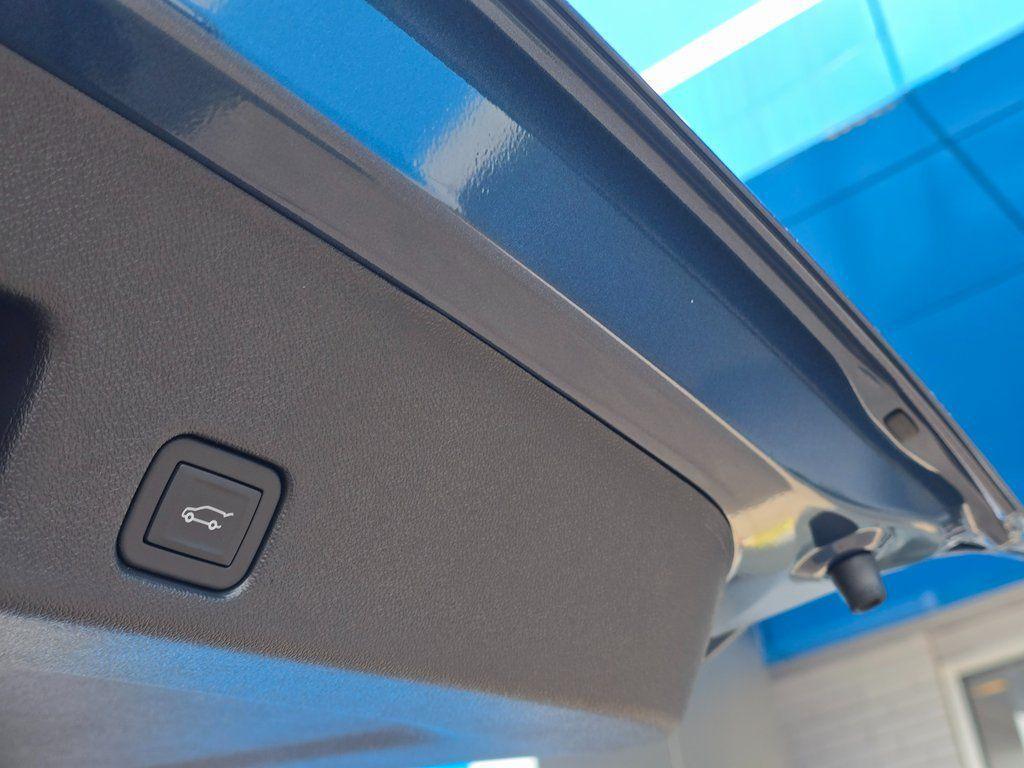 new 2026 Chevrolet Traverse car, priced at $40,802