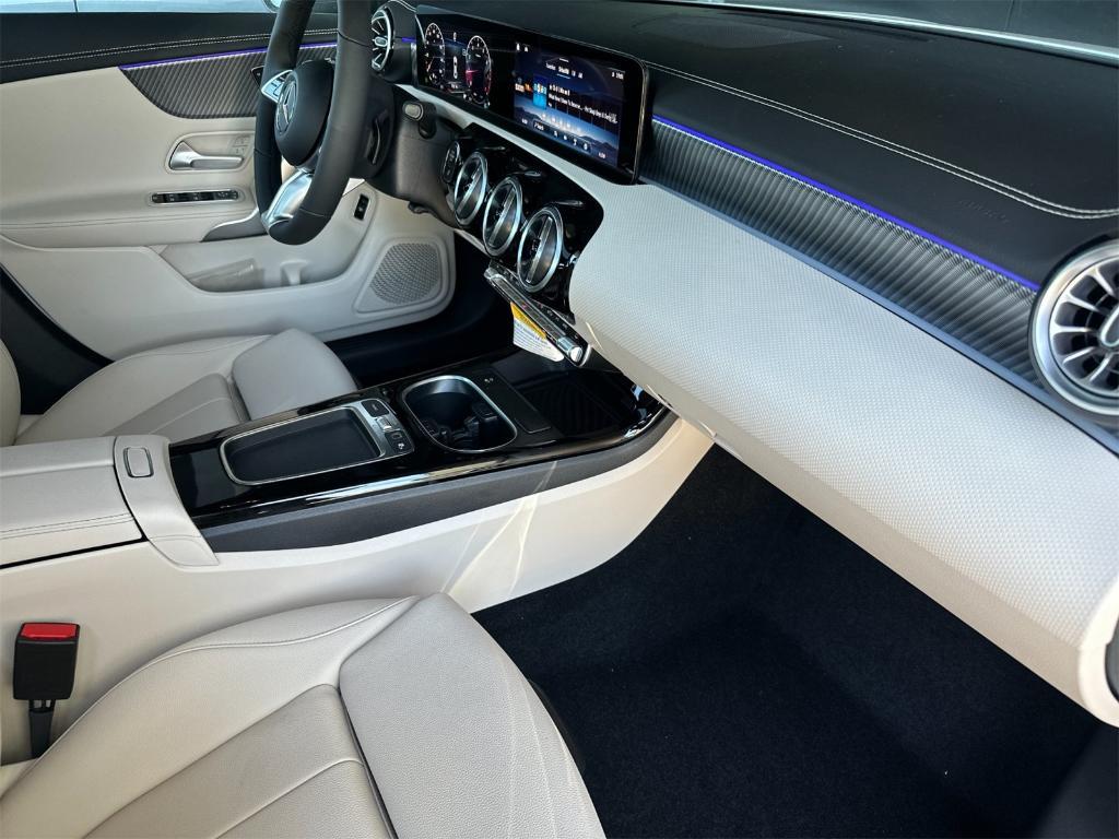 new 2025 Mercedes-Benz CLA 250 car, priced at $48,865