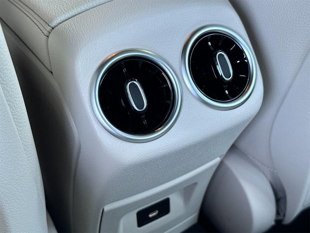 new 2025 Mercedes-Benz CLA 250 car, priced at $48,865