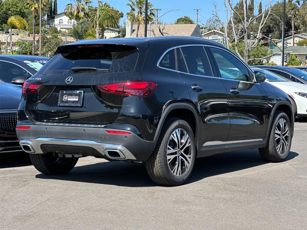 new 2025 Mercedes-Benz GLA 250 car, priced at $45,845