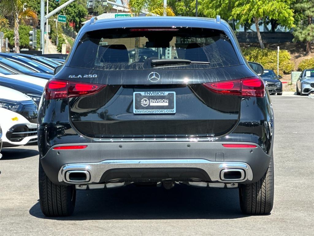 new 2025 Mercedes-Benz GLA 250 car, priced at $45,845