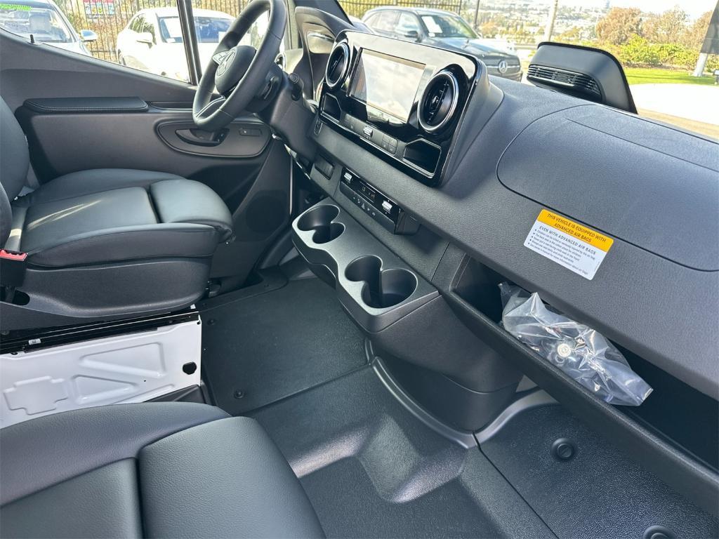 new 2026 Mercedes-Benz Sprinter 2500 car, priced at $66,080